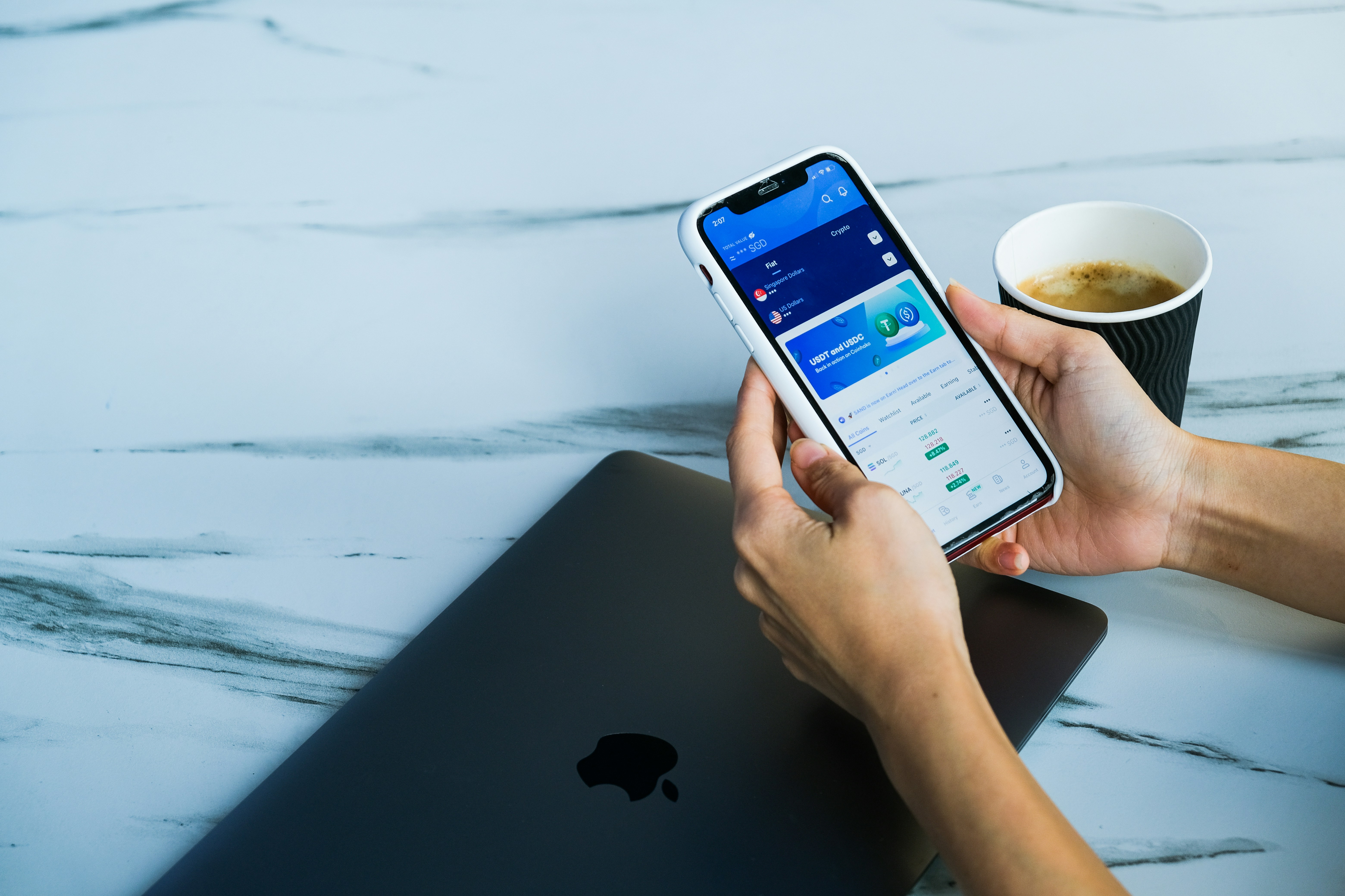 Yapay Zeka Yatırım Kararı Verebilir mi? Finansta Büyük Veri ve Algoritma Devrimi